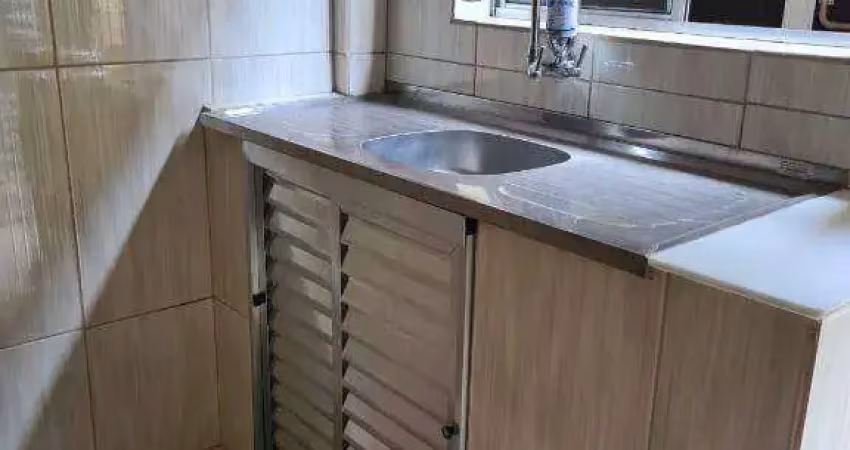 Aluga-se casa na avenida brasília, 591 - bairro vera teresa- caieiras/sp.