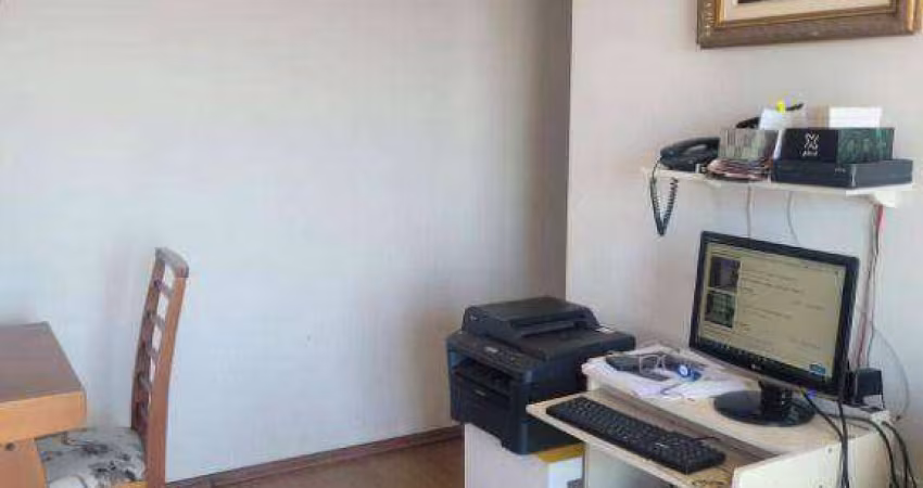 Jaguaré - Apartamento à venda com 64m², dois dormitórios com armários planejados