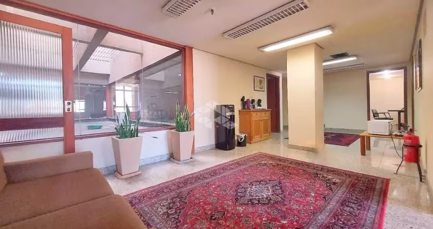 Sala comercial à venda na Rua Voluntários da Pátria, 760, São Geraldo, Porto Alegre