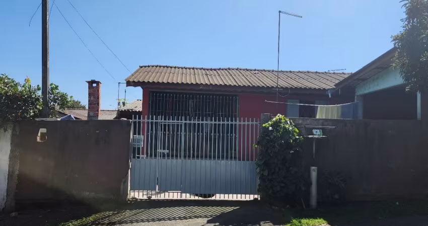 Casa 03 quartos Edícula Nos Fundos  - Capela Velha - Araucária / PR