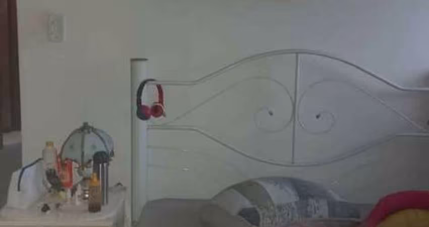 Vende se apartamento no Coophamil com 66.94M²