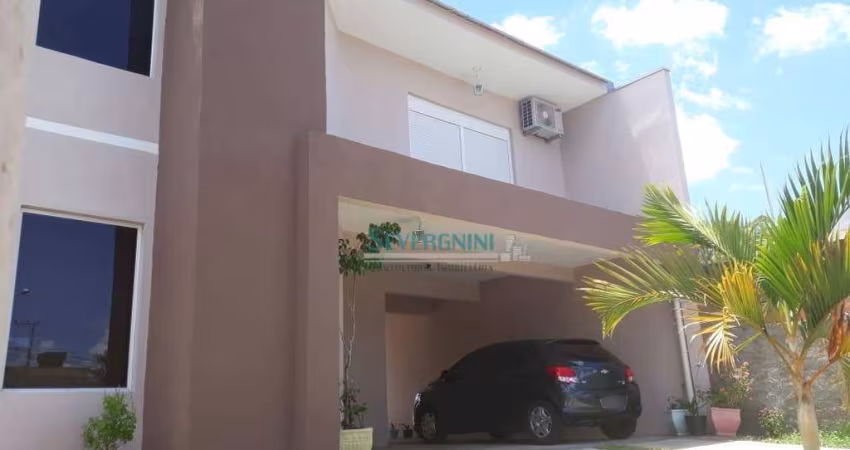 Sobrado com 3 dormitórios à venda, 180 m² por R$ 699.000,00 - Vila Silveira Martins - Cachoeirinha/RS