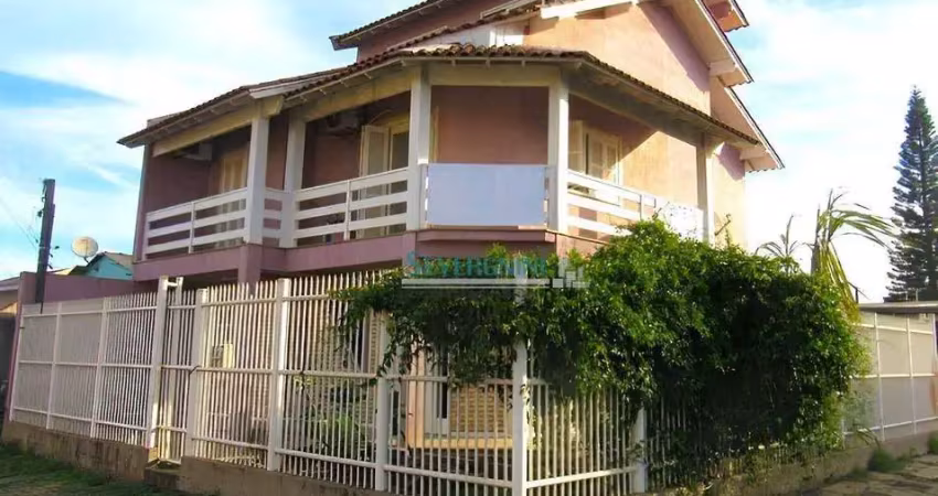 Sobrado com 3 dormitórios à venda, 194 m² por R$ 692.000,00 - Parque da Matriz - Cachoeirinha/RS