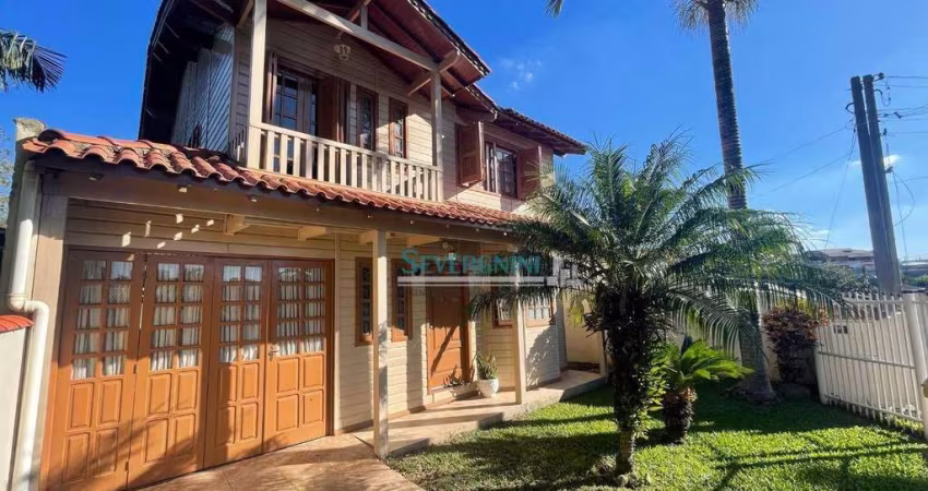 Sobrado com 3 dormitórios à venda, 250 m² por R$ 750.000,00 - Vera Cruz - Gravataí/RS