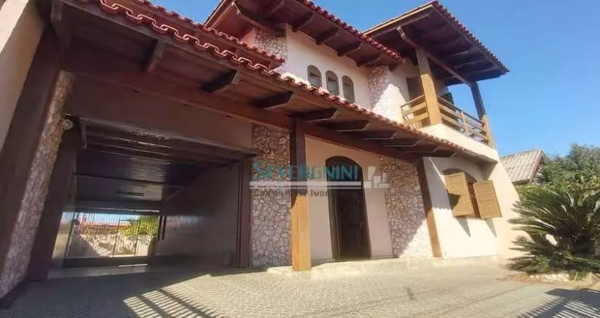 Sobrado com 4 dormitórios à venda, 240 m² por R$ 565.000,00 - Vila Fátima - Cachoeirinha/RS