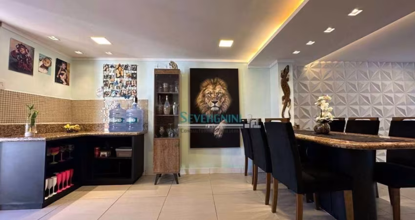 Casa com 3 dormitórios à venda, 200 m² por R$ 490.000,00 - Parque Granja Esperança - Cachoeirinha/RS