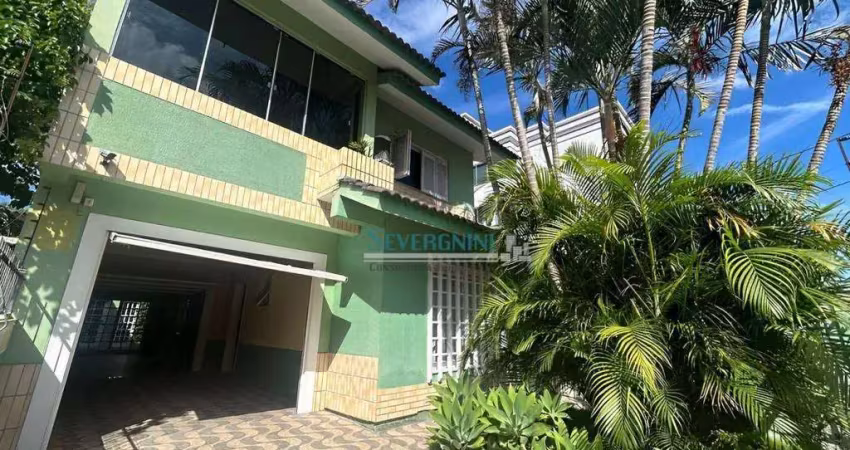 Casa com 3 dormitórios para alugar, 255 m² por R$ 6.062,00/mês - Centro - Cachoeirinha/RS