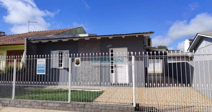 Casa com 3 dormitórios à venda, 200 m² por R$ 638.000,00 - Vila Monte Carlo - Cachoeirinha/RS