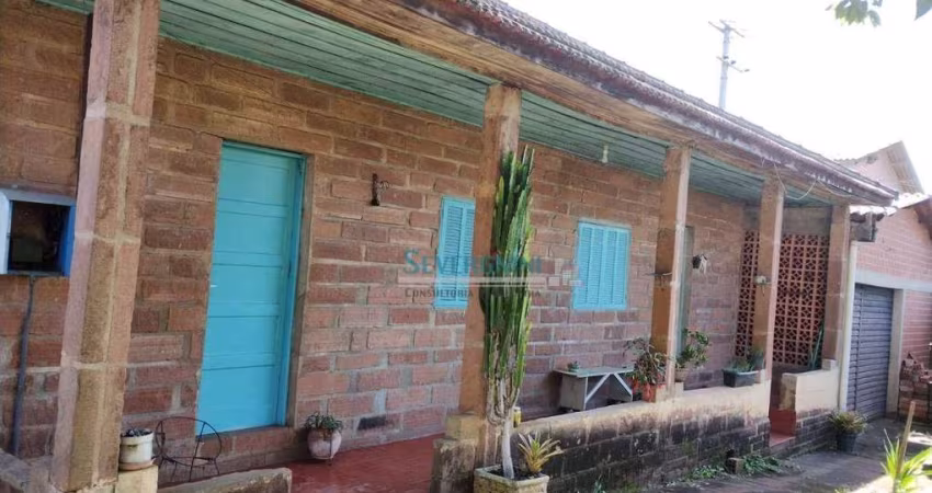 Casa com 3 dormitórios à venda, 200 m² por R$ 1.696.000,00 - Distrito Industrial - Cachoeirinha/RS