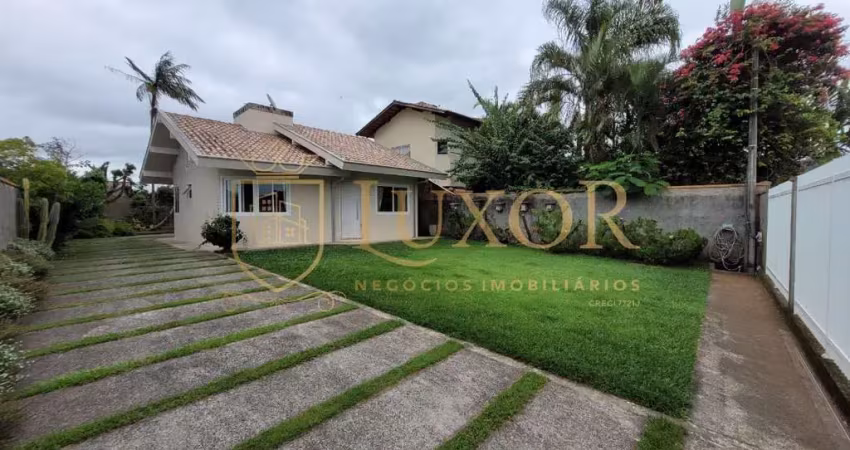 Linda casa com amplo terreno em ótima  localização no gravatá em navegantes sc