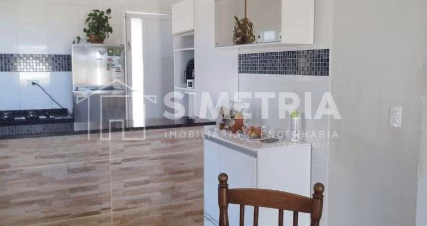VENDA – Cód. CRV1352502 – Linda casa com 2 dormitórios no Santa Mônica!