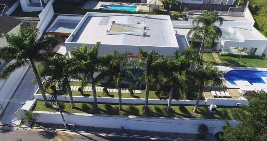 Luxo e Conforto: Mansão em Arujá com 9 Suítes