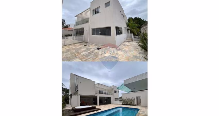 'Arujazinho I: Casa de Luxo c/ 6 Suítes e Piscina'