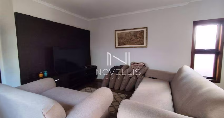 Casa com 3 dormitórios à venda, 240 m² por R$ 1.900.000,00 - Jardim Esplanada - São José dos Campos/SP