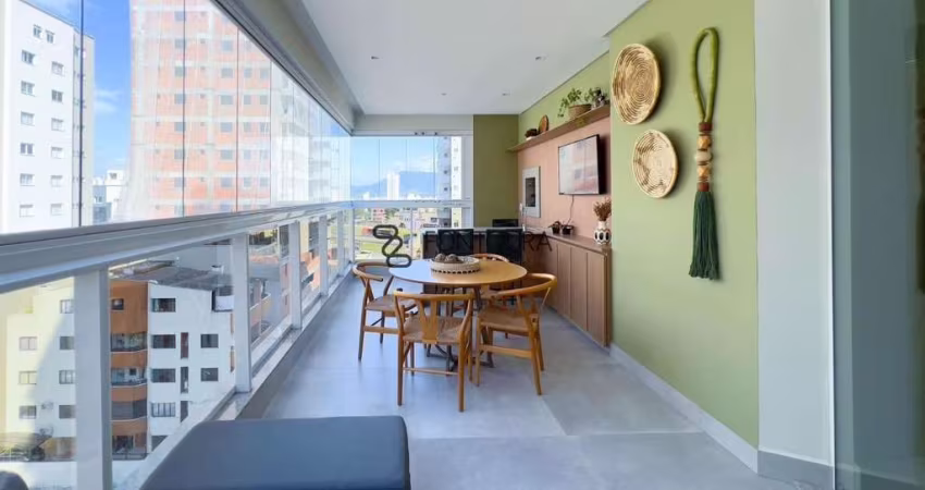 Apartamento com 4 quartos à venda na Rua 220, 348, Meia Praia, Itapema