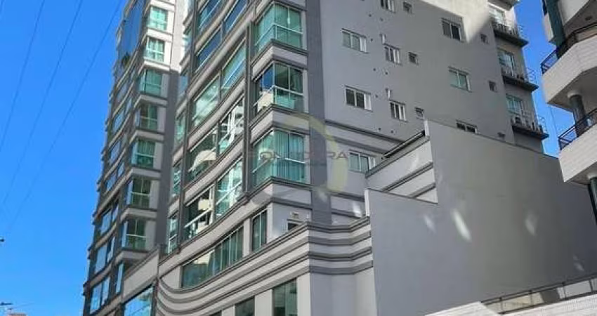 Apartamento com 3 quartos à venda na Rua 210, 130, Meia Praia, Itapema
