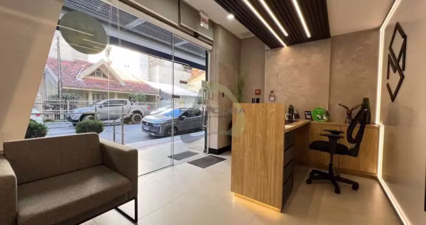 Sala comercial com 1 sala à venda na Rua 240, 494, Meia Praia, Itapema