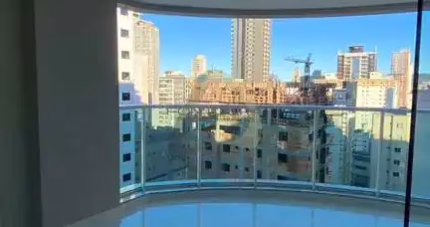 Apartamento com 3 quartos à venda na Rua 302, 193, Meia Praia, Itapema