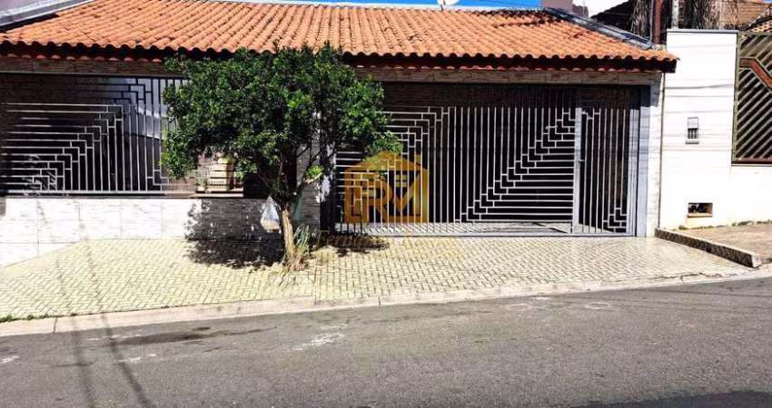 Casa com 4 dorms, Jardim Planalto, Salto - R$ 550 mil