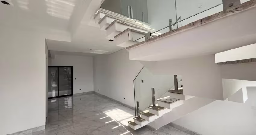 Sobrado com 3 dormitórios à venda, 132 m² por R$ 840.000,00 - Capão da Imbuia - Curitiba/PR