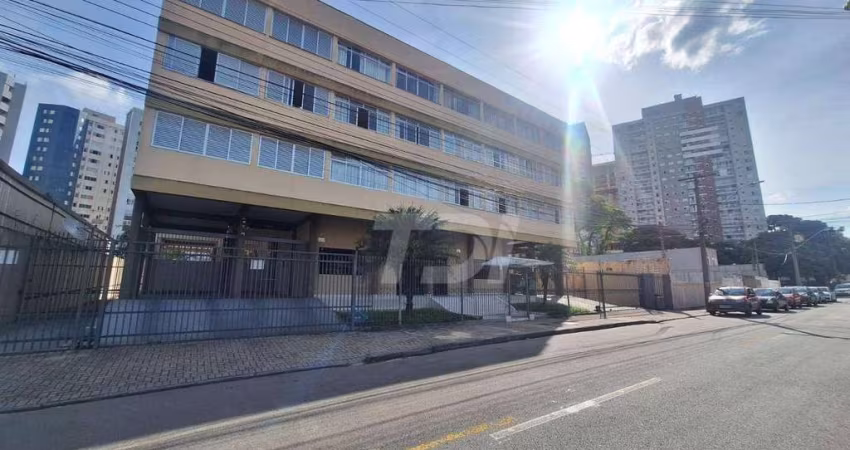 Apartamento com 3 dormitórios à venda, 97 m² por R$ 560.000,00 - Água Verde - Curitiba/PR
