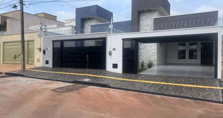 Casa Térrea de Luxo no Jardim Atlântico.