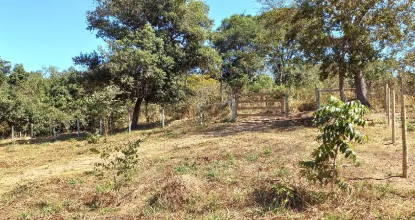 Chácara / sítio com 2 quartos à venda na Rua Itacolomi, SN, Conjunto Habitacional Jardim Sabia, Senador Canedo