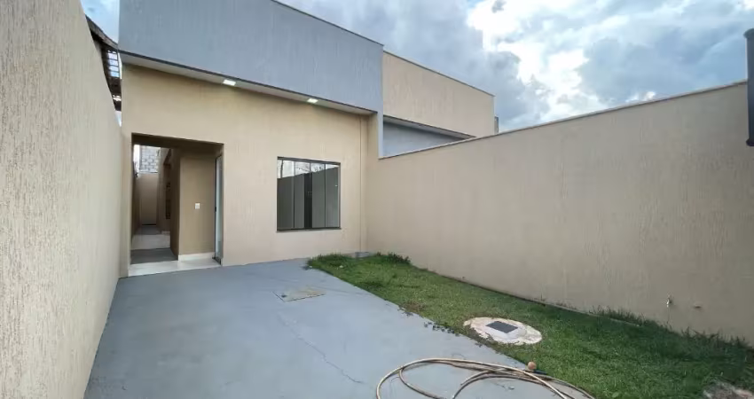 Casa 2 quartos sendo 1 suíte em Goiânia
