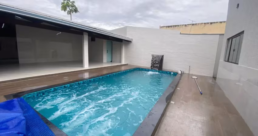 Casa 3 quartos no cidade satélite São Luiz.
