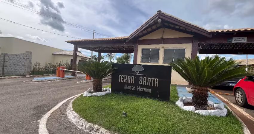 Terreno amplo no condomínio monte hermon - trindade go