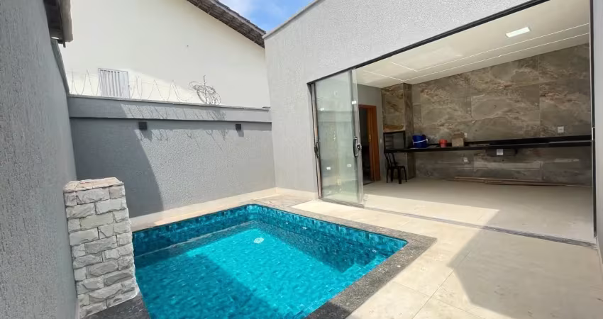 Casa com 3 quartos à venda na Avenida Toledo, Vila Santos Dumont, Aparecida de Goiânia