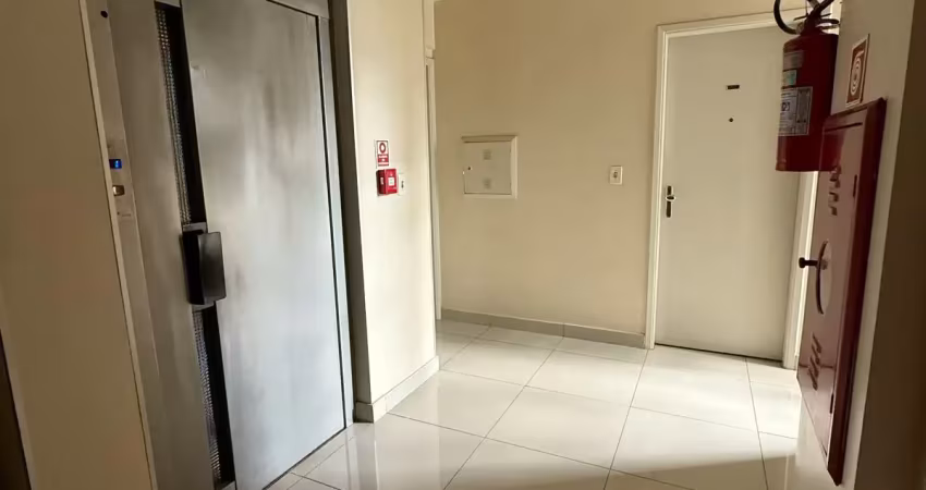 Apartamento de 152m² com – 3 quartos (2 suítes) – completo em armários