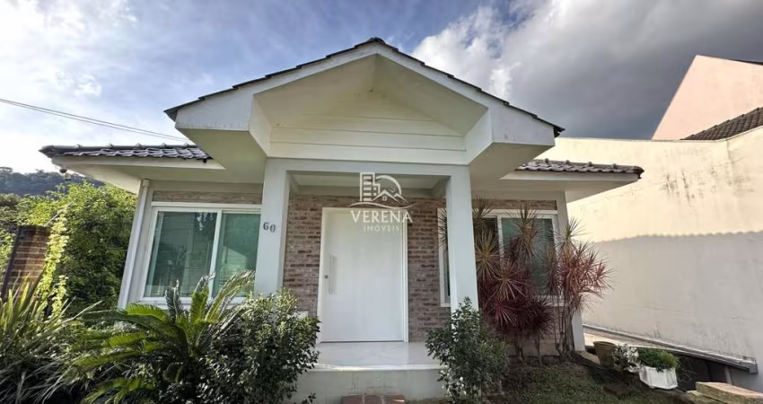 EXCELENTE CASA NOS ALTOS DA VERENA