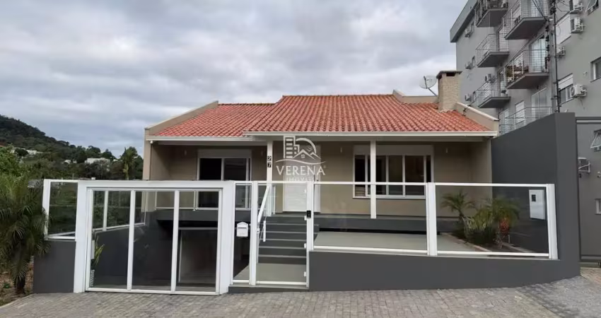 Casa com 3 quartos à venda na Rua Capitão Jorge Frantz, 275, Centro, Santa Cruz do Sul