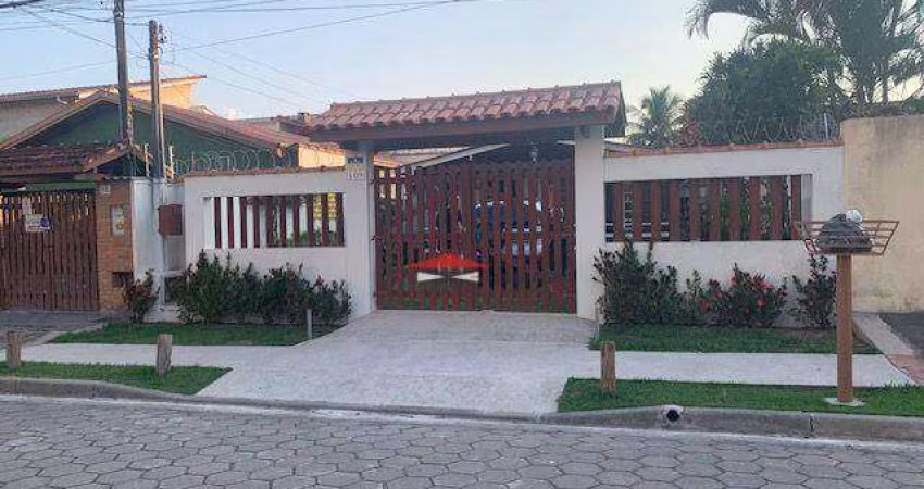 Casa com 3 dormitórios à venda, 109 m² por R$ 550.000,00 - Martim de Sá - Caraguatatuba/SP