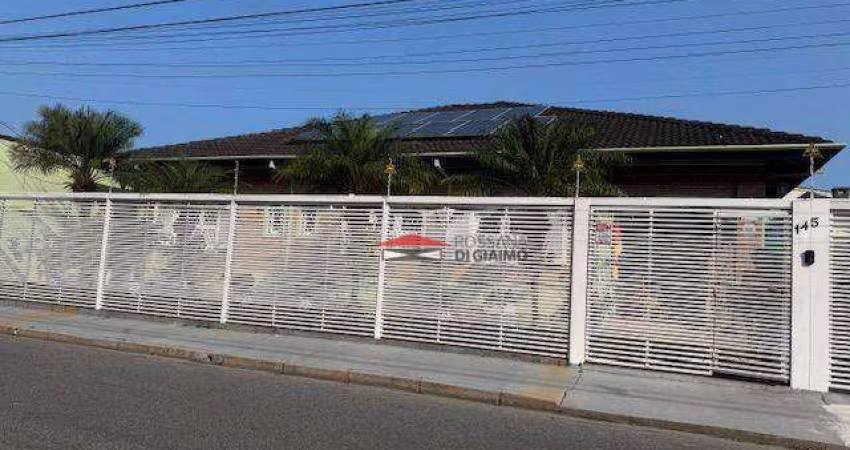 Casa à venda, 292 m² por R$ 1.350.000,00 - Centro - Caraguatatuba/SP