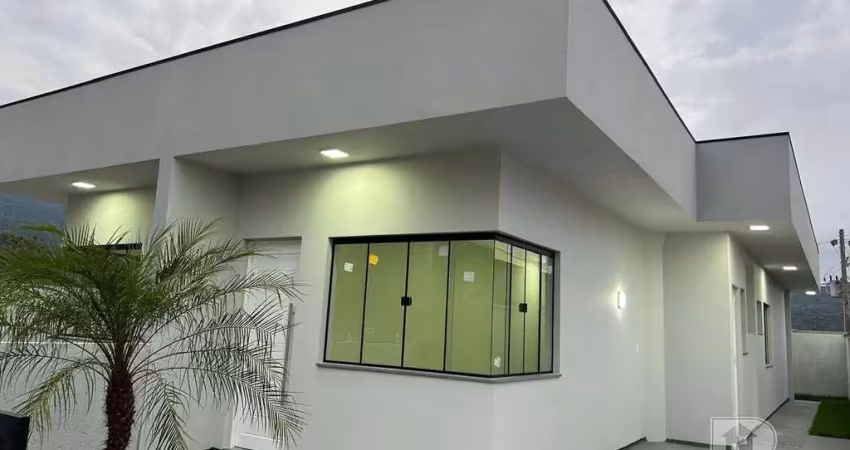 Casa em Forquilhas - São José.