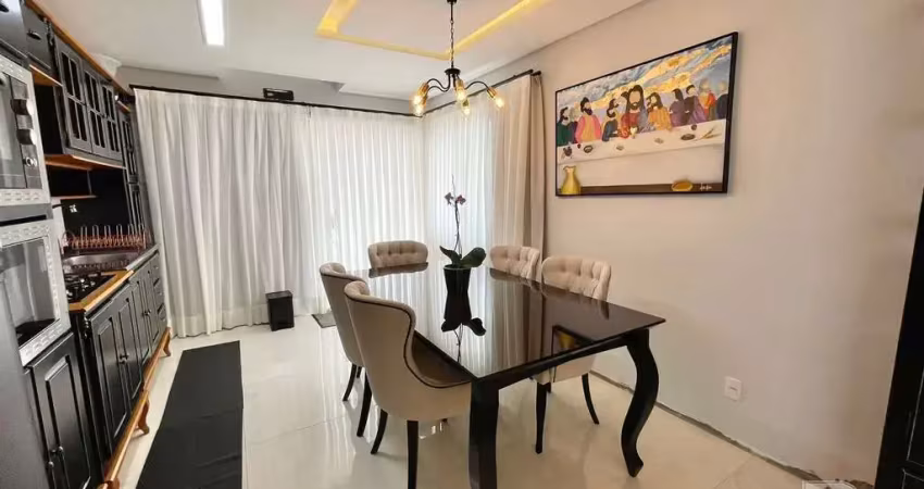 Casa com 2 quartos à venda na Rua Maria Saturnina de Jesus, Forquilhas, São José