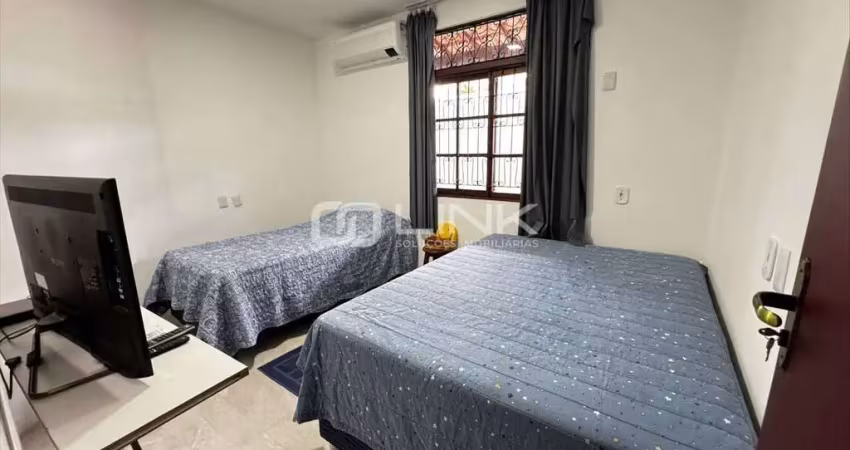 Casa com 4 quartos à venda na Rua Major José Tenório Lins, Barro Duro, Maceió