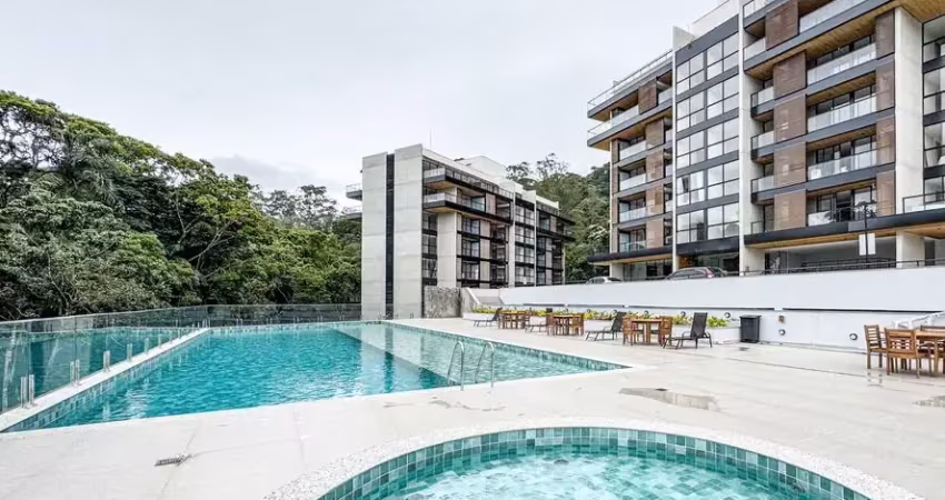 Apartamento com ótima infraestrutura no alto teresópolis