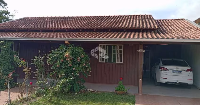 Casa Mista à Venda na Praia do Ervino - São Francisco do Sul/SC