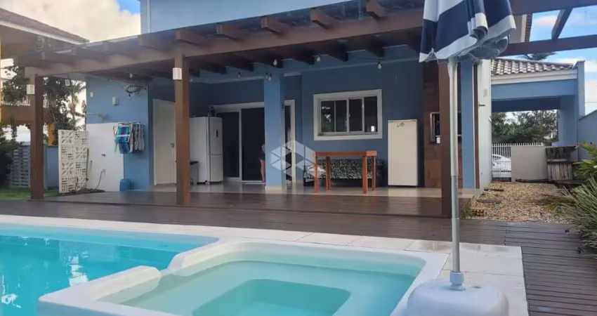 Sobrado com piscina em ubatuba - são francisco do sul-sc