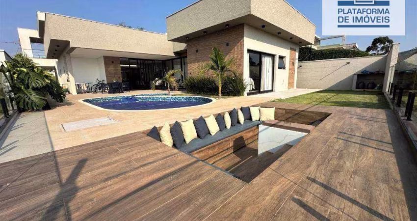 Casa com 4 dormitórios à venda, 425 m² por R$ 4.100.000,00 - Condomínio Terras de Santa Cruz - Bragança Paulista/SP