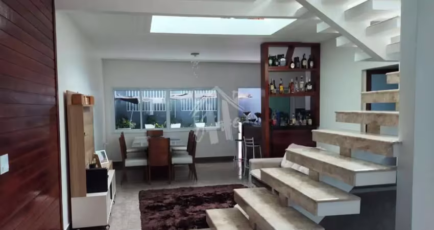 Sobrado de 164m  , com 3 dormitórios localizado no jd. colonial indaiatuba