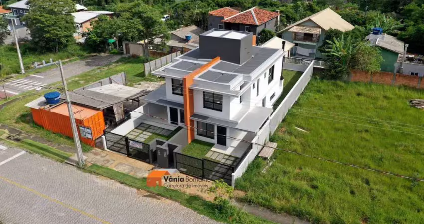 Casa para Venda em Florianópolis, São João do Rio Vermelho, 3 dormitórios, 1 suíte, 3 banheiros, 2 vagas