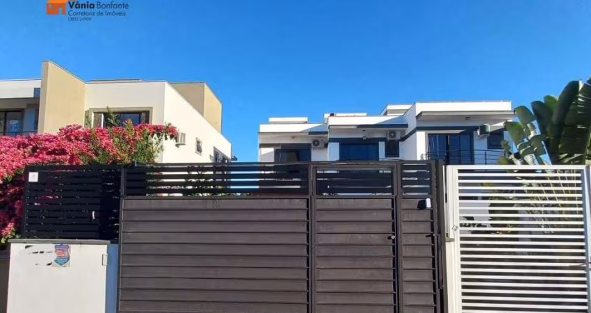 Casa para Venda em Florianópolis, São João do Rio Vermelho, 3 dormitórios, 2 suítes, 3 banheiros, 2 vagas