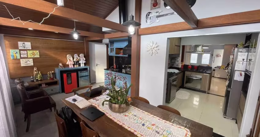 Casa para venda em florianópolis, são joão do rio vermelho, 3 dormitórios, 3 suítes, 4 banheiros, 2 vagas
