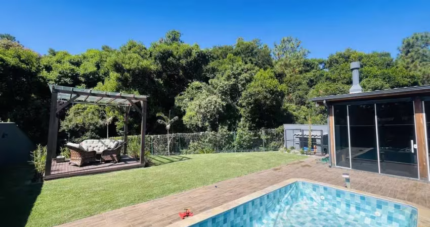 Casa para Locação em Florianópolis, São João do Rio Vermelho, 5 dormitórios, 4 suítes, 6 banheiros, 4 vagas