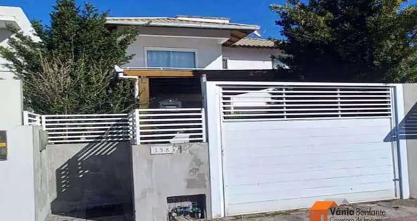 Casa para Venda em Florianópolis, São João do Rio Vermelho, 2 dormitórios, 2 suítes, 3 banheiros, 2 vagas