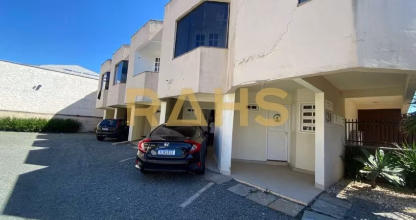 Casa em condomínio fechado Barra Velha